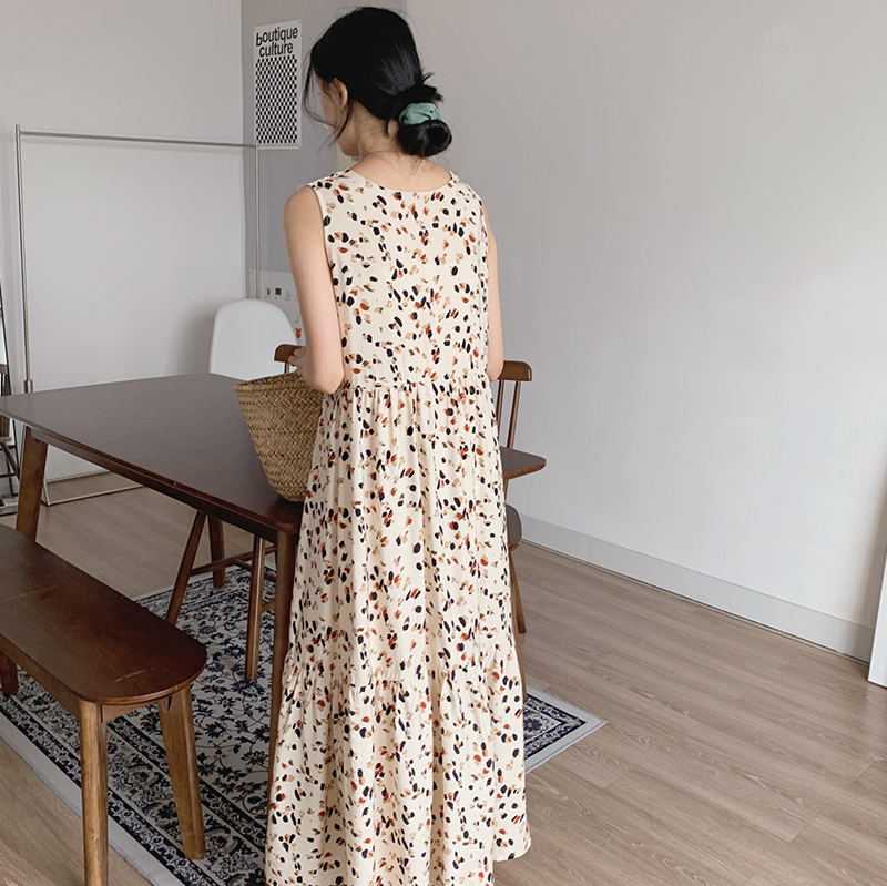 Aubree Sleeveless V-Neck Layered Dress