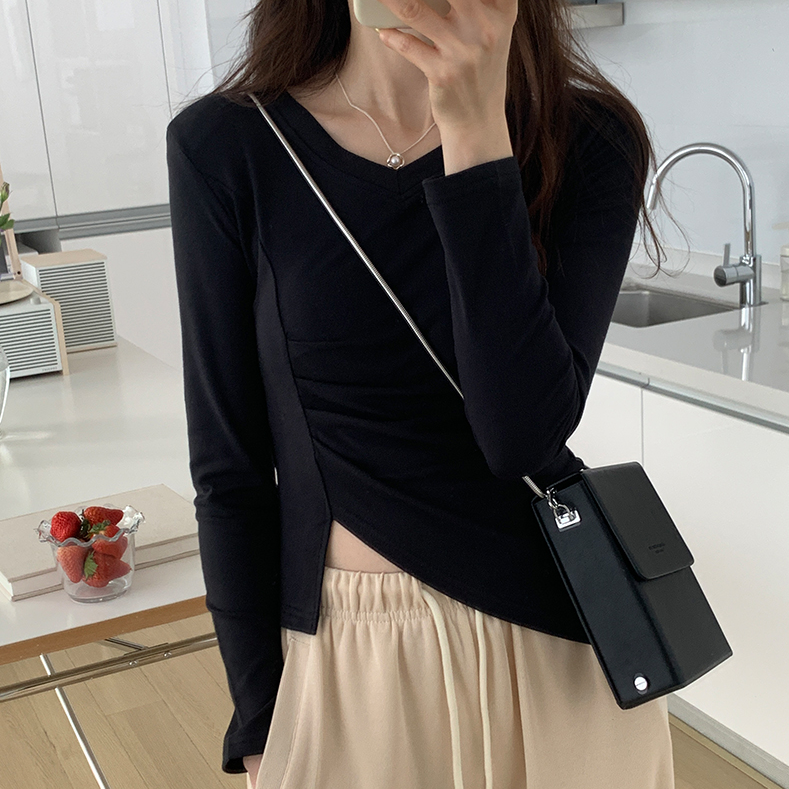 Brianna Side Pleats V-Neck Long Sleeve Top