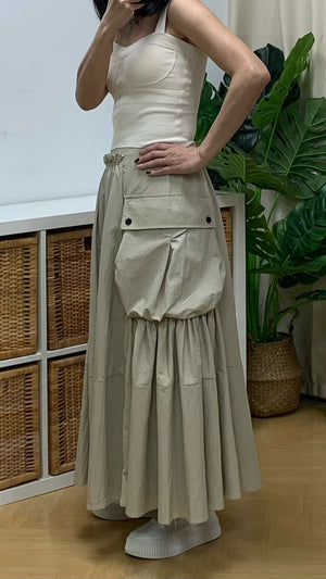 Textured Fabric Big Pocket Skirt (Beige) [Ref : 24698960]