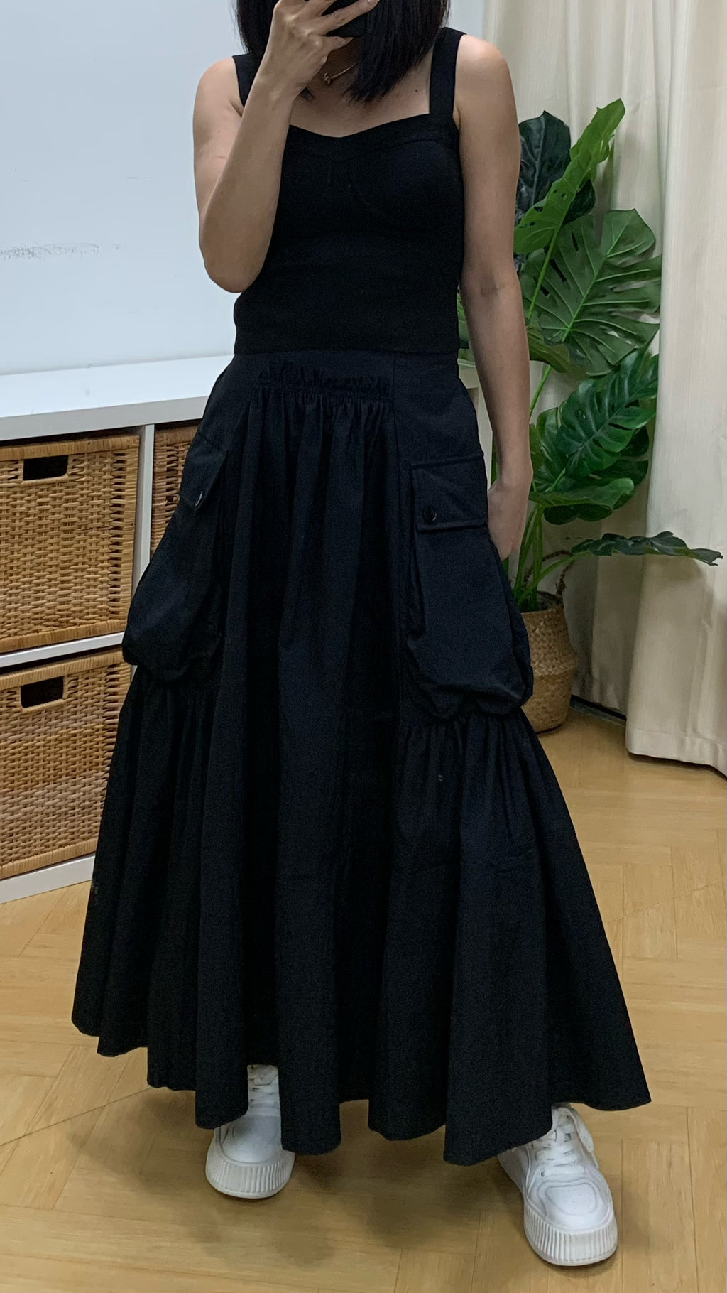 Textured Fabric Big Pocket Skirt (Black) [Ref : 24698960]