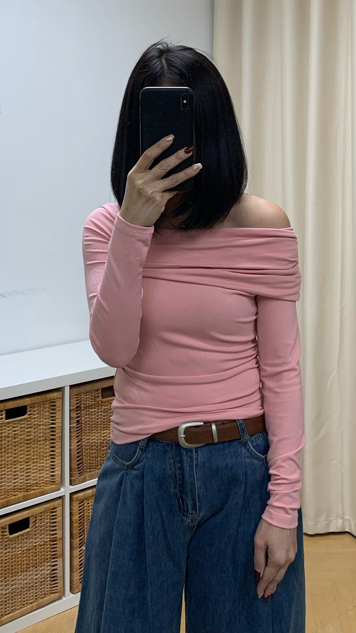 One Side Off-Shoulder Top (Pink) [Ref : 24249812]