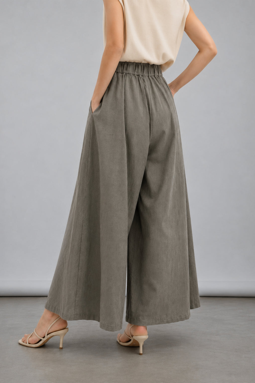 Romee Elastic Waistband Textured Fabric Wide Leg Pants