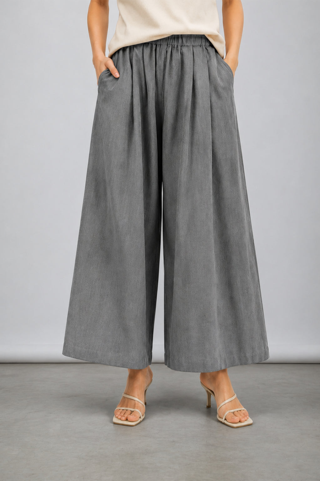 Romee Elastic Waistband Textured Fabric Wide Leg Pants