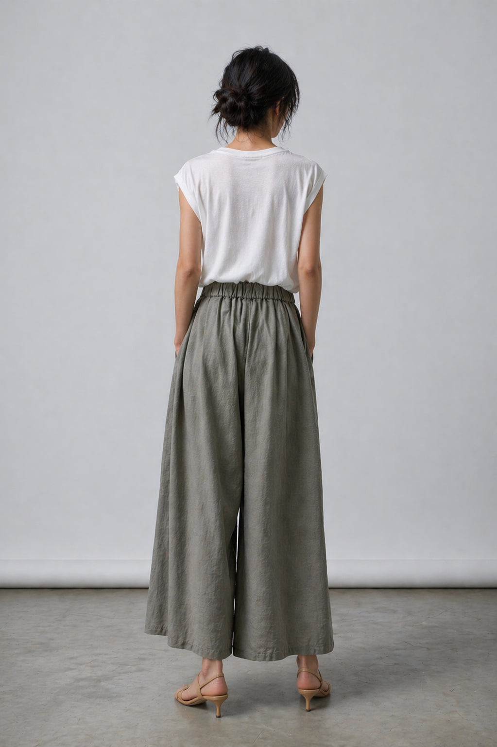 Taylor Round Neck Muscle Tee