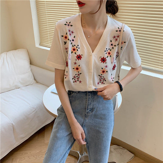 Embroidery Short Sleeve Sweater