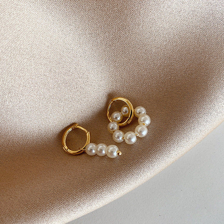 Asymmetric Baroque Pearl Earring