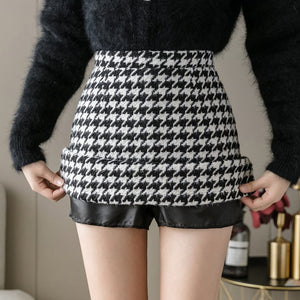 Belladyn Houndstooth Skirt