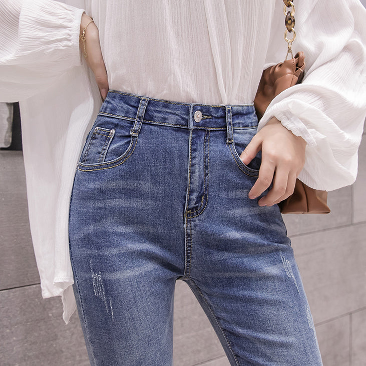 Nives High Waist Flared Jeans