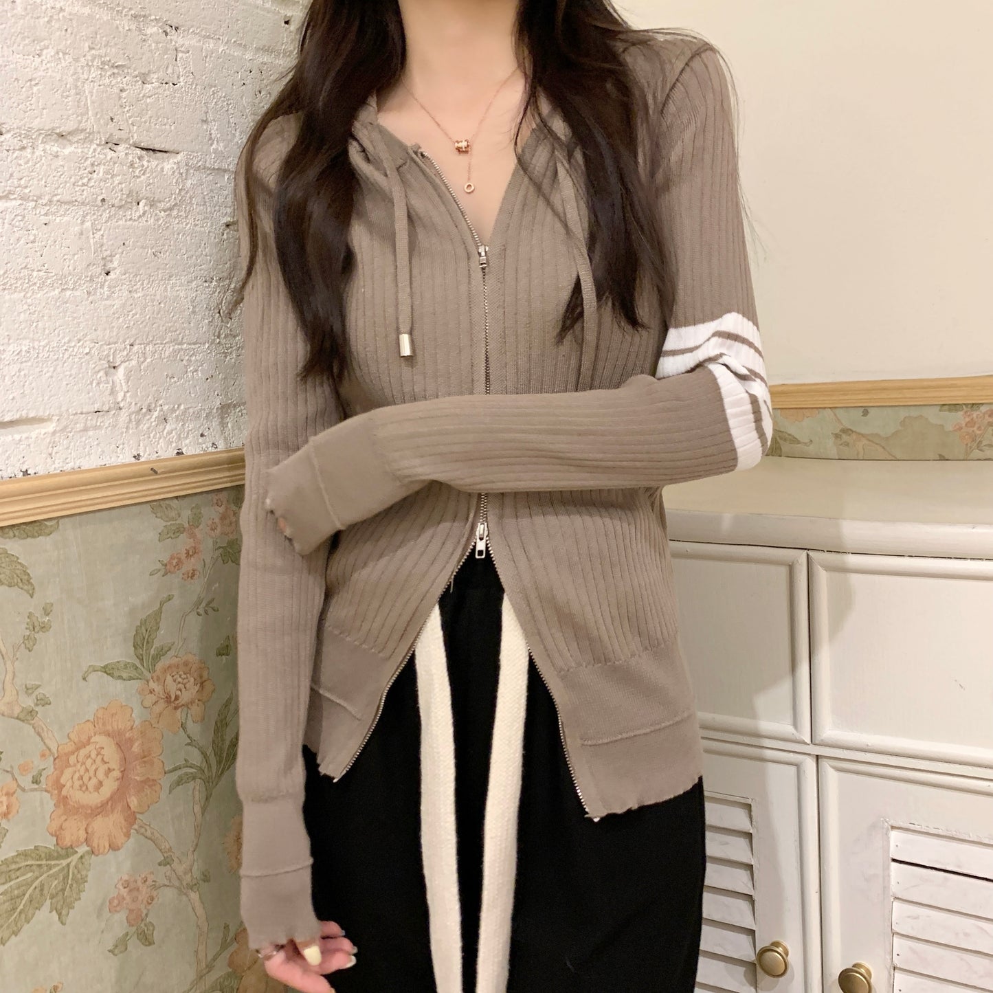 Becky Long Sleeve Zip Top