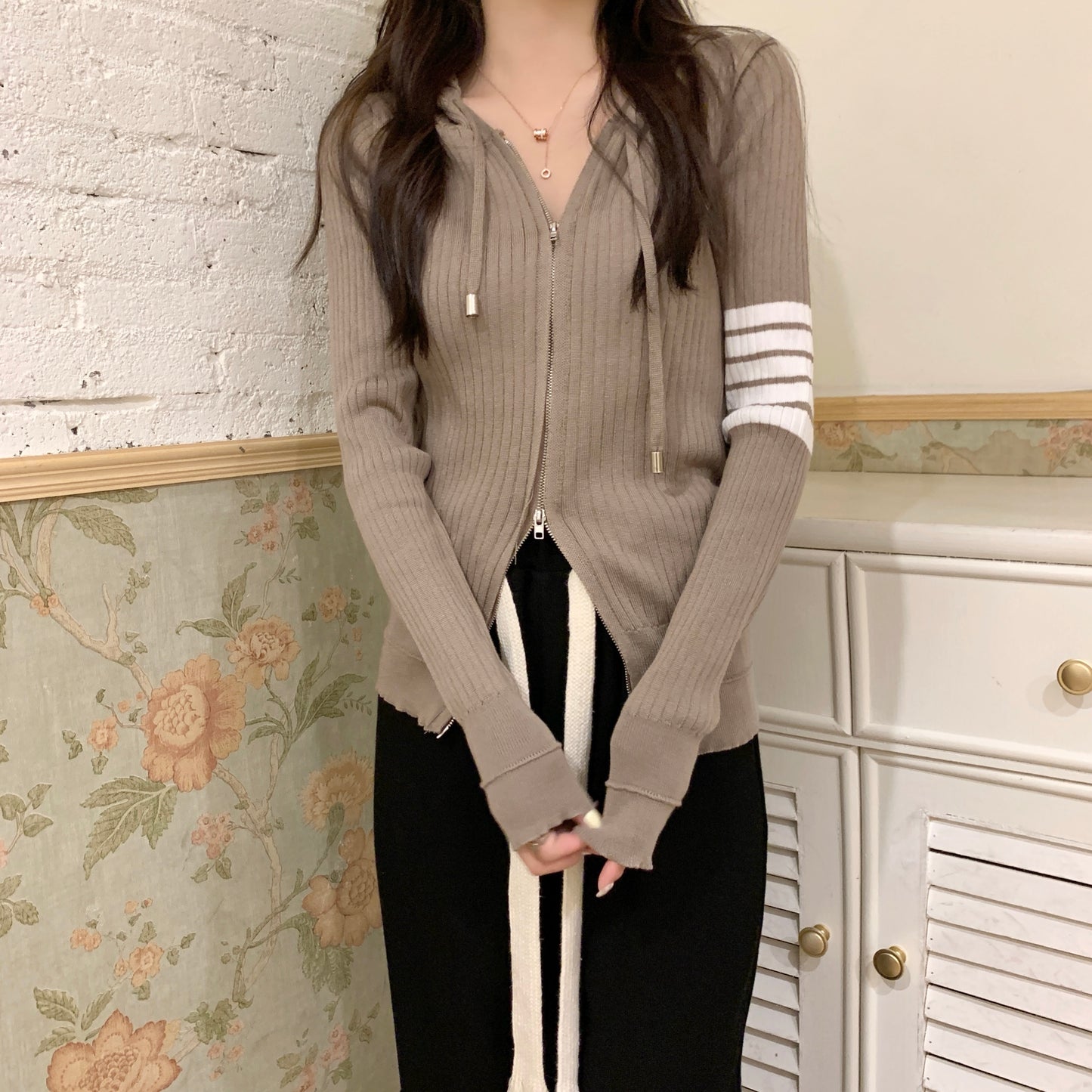 Becky Long Sleeve Zip Top