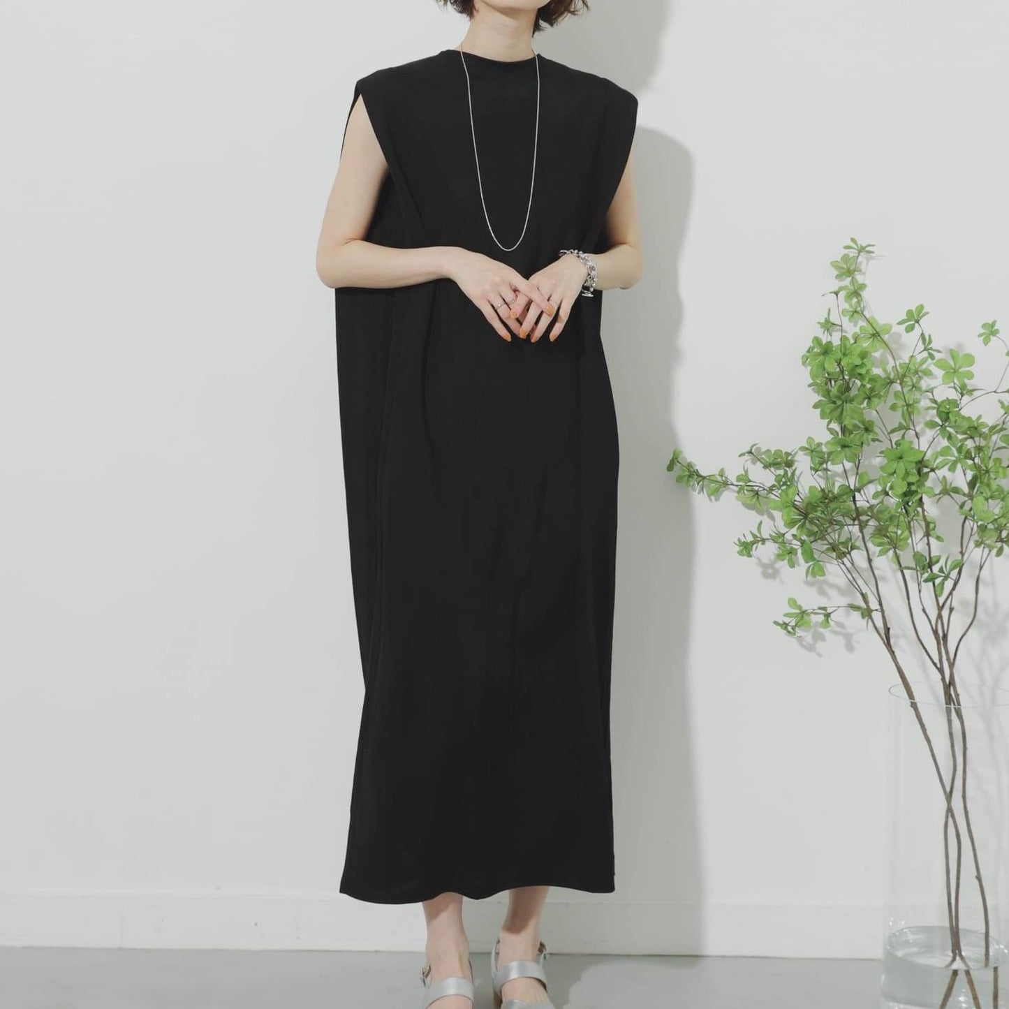 Britanny Back Button Maxi Dress