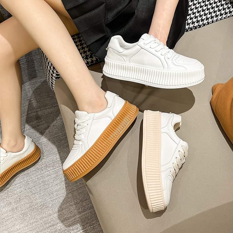 Girls hot sale leather sneakers