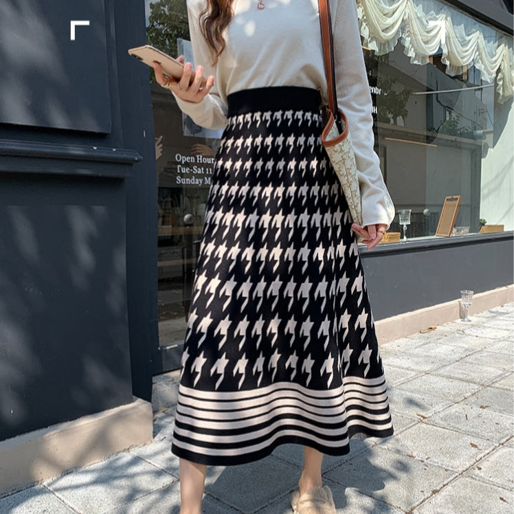 Nadia Houndstooth Knit Skirt