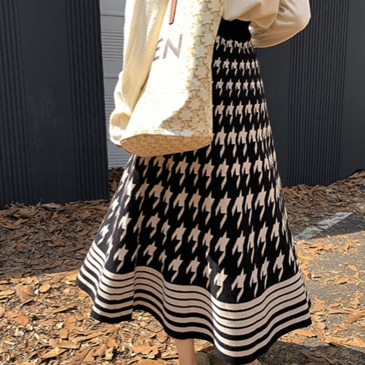 Nadia Houndstooth Knit Skirt