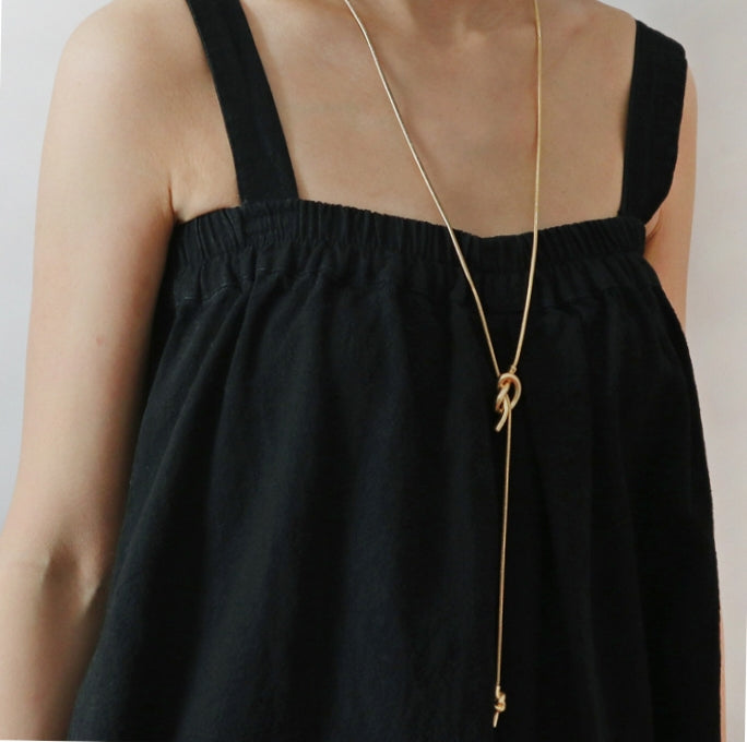 Nova Knot Chain Necklace