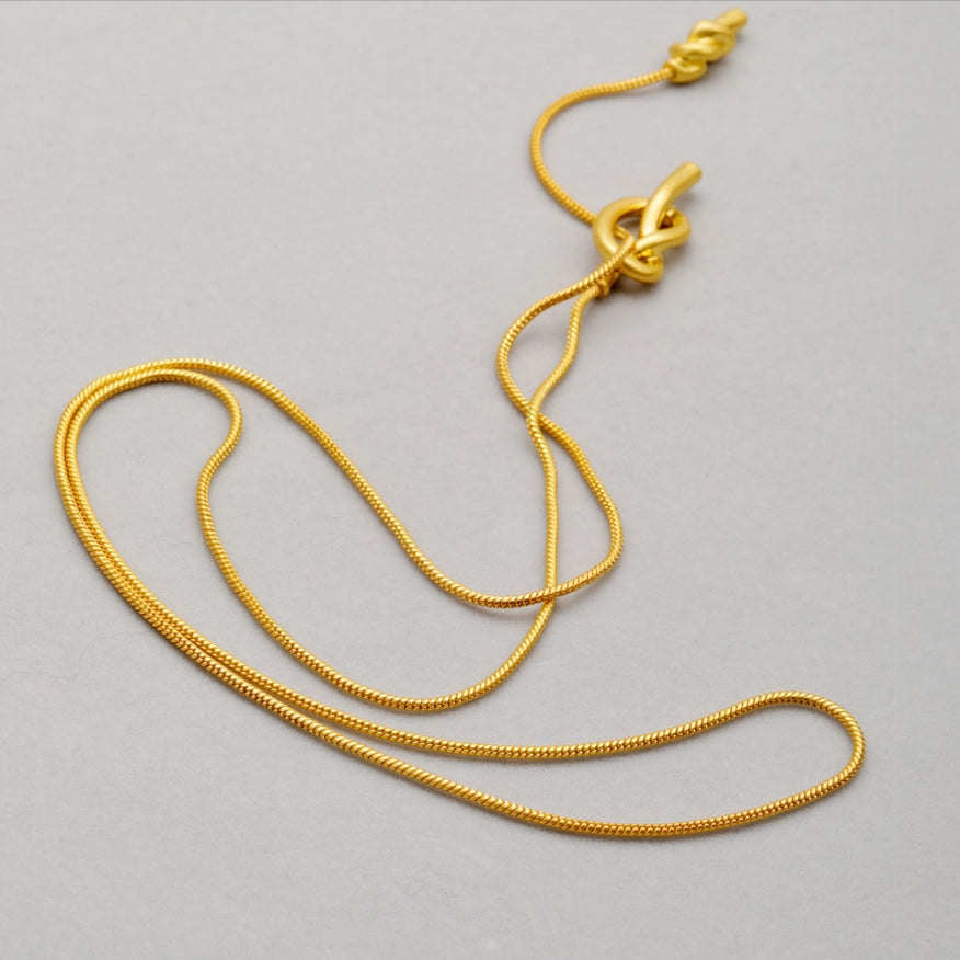 Nova Knot Chain Necklace