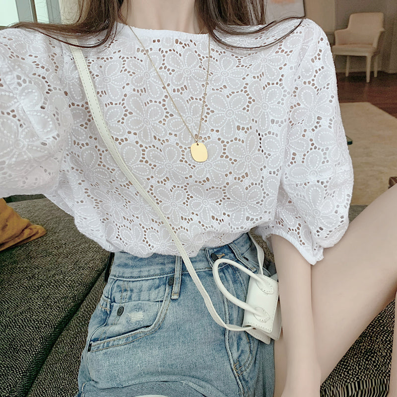 Floral Eyelet Bubble Sleeve Top