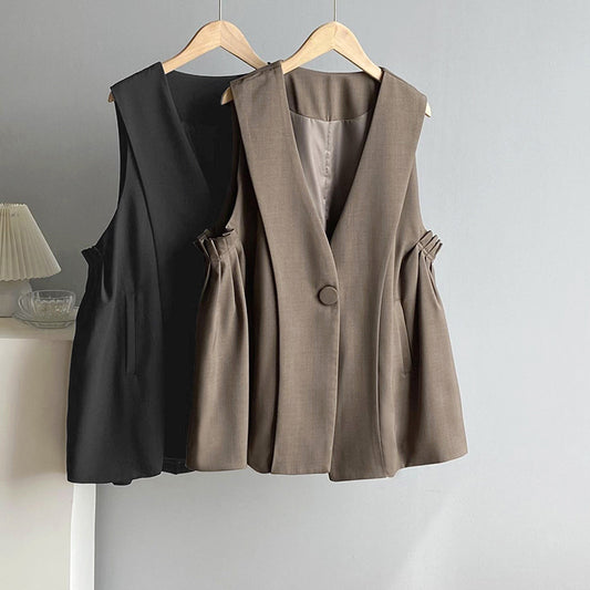 Moon Sleeveless Blazer