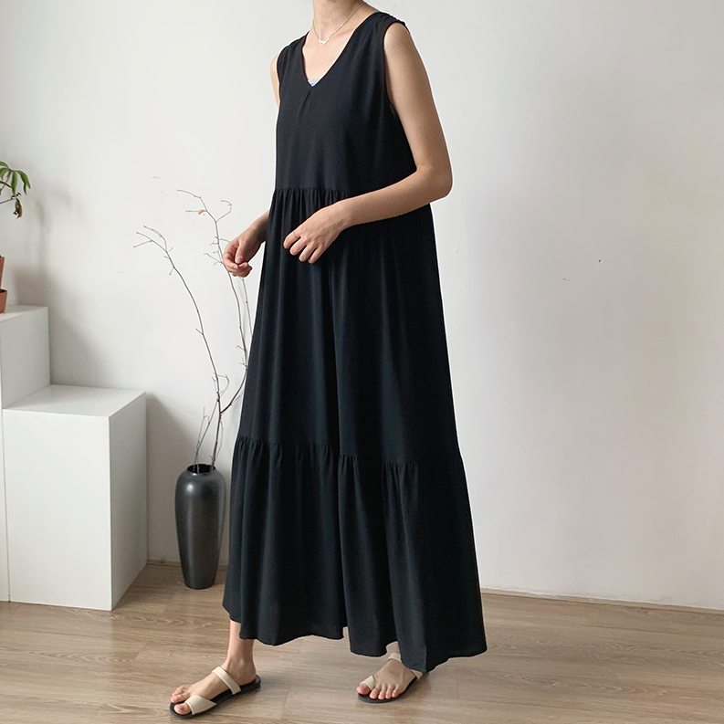 Aubree Sleeveless V-Neck Layered Dress