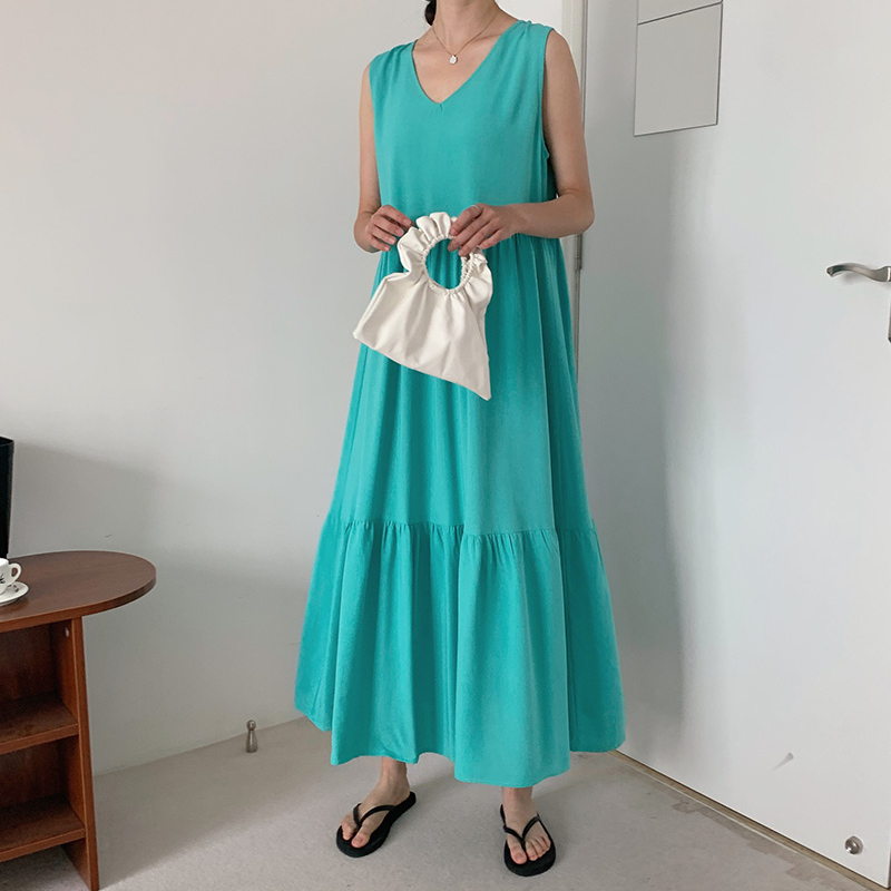 Aubree Sleeveless V-Neck Layered Dress