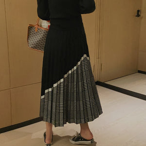 Pleated Houndstooth Skirt