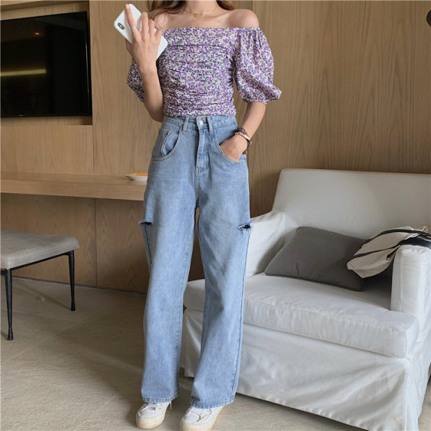 Smocked Back Mini Floral Bubble Sleeve Crop Top